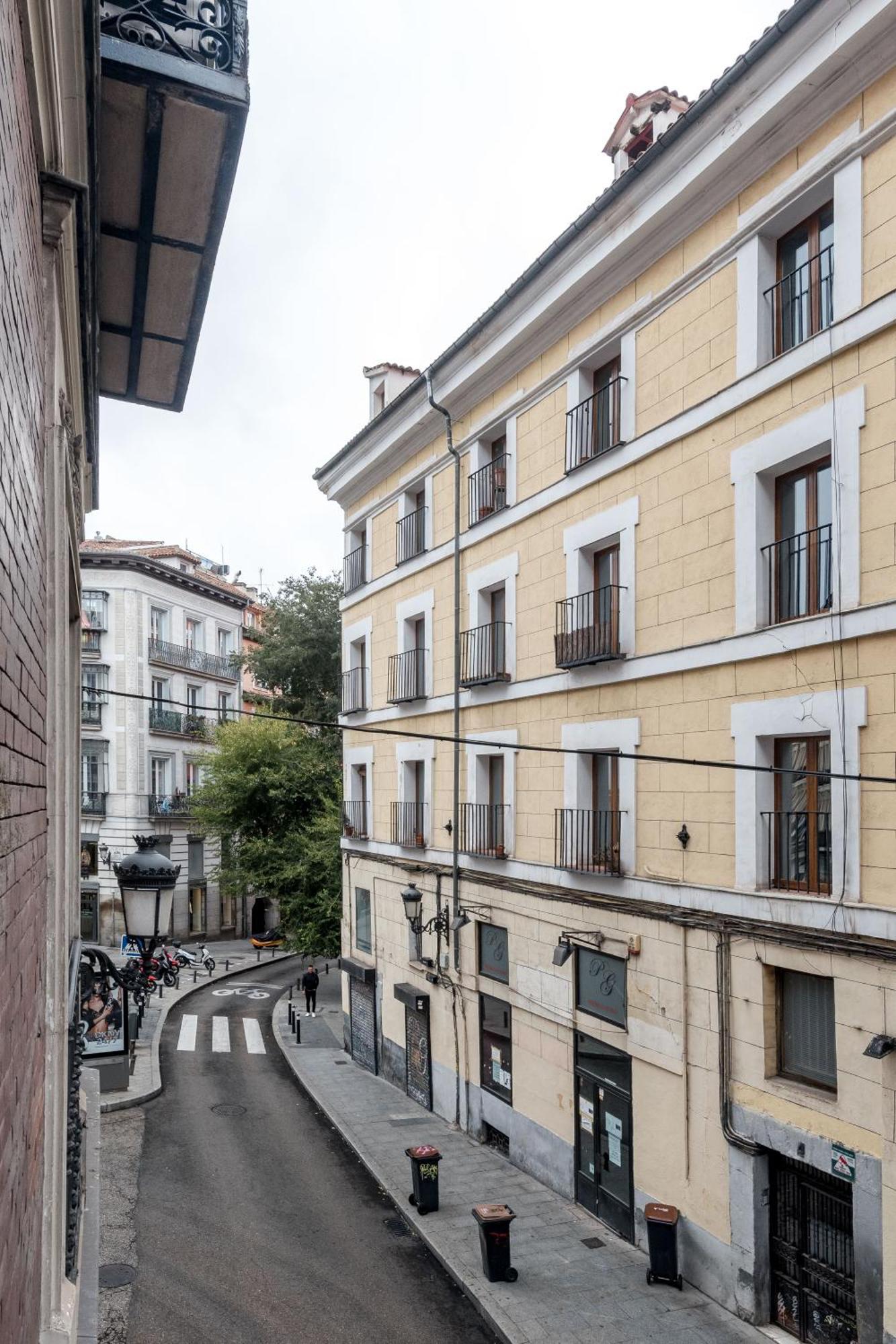 Charming Plaza Mayor II Мадрид Экстерьер фото
